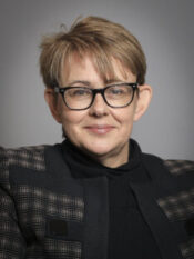Dr Carol Davis